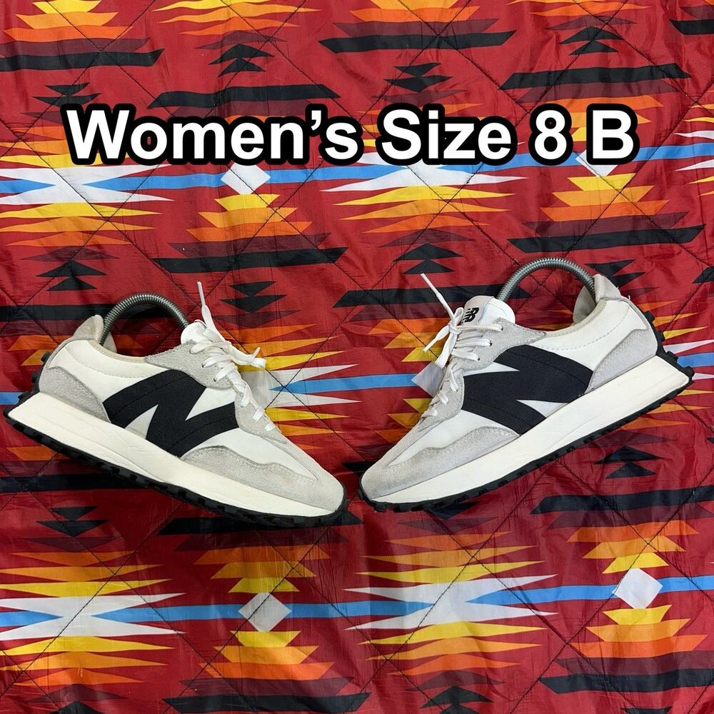 New Balance 327 Sea Salt White Black Sneakers WS327FE Women’s Size 8 B Low Top